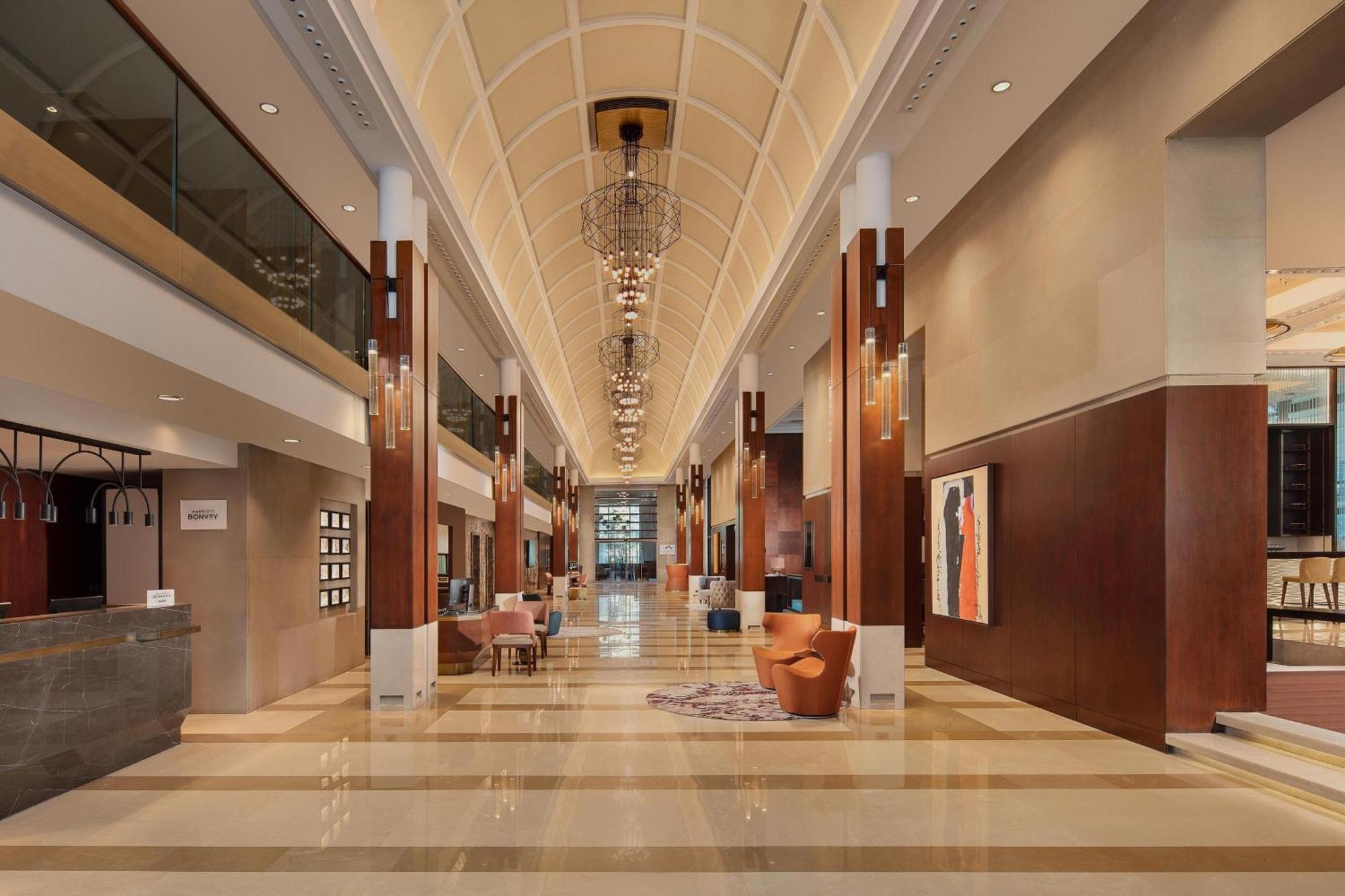 Sheraton Istanbul Levent Exterior photo